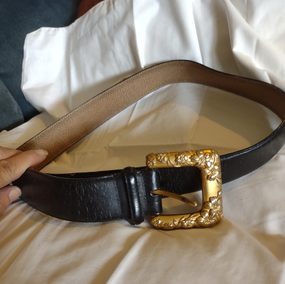 Liz Claiborne Accessories - Liz Claiborne leather belt women's